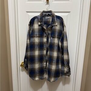 Carhartt men’s long-sleeve plaid flannel shirt in Original Fit